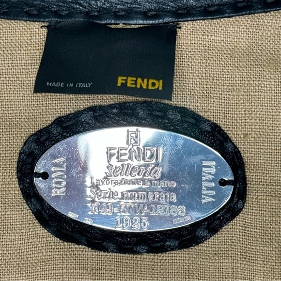Fendi Selleria Leather Women’s Jacket – Italian Luxury & Timeless Craftsmanship - Picture 5 of 7